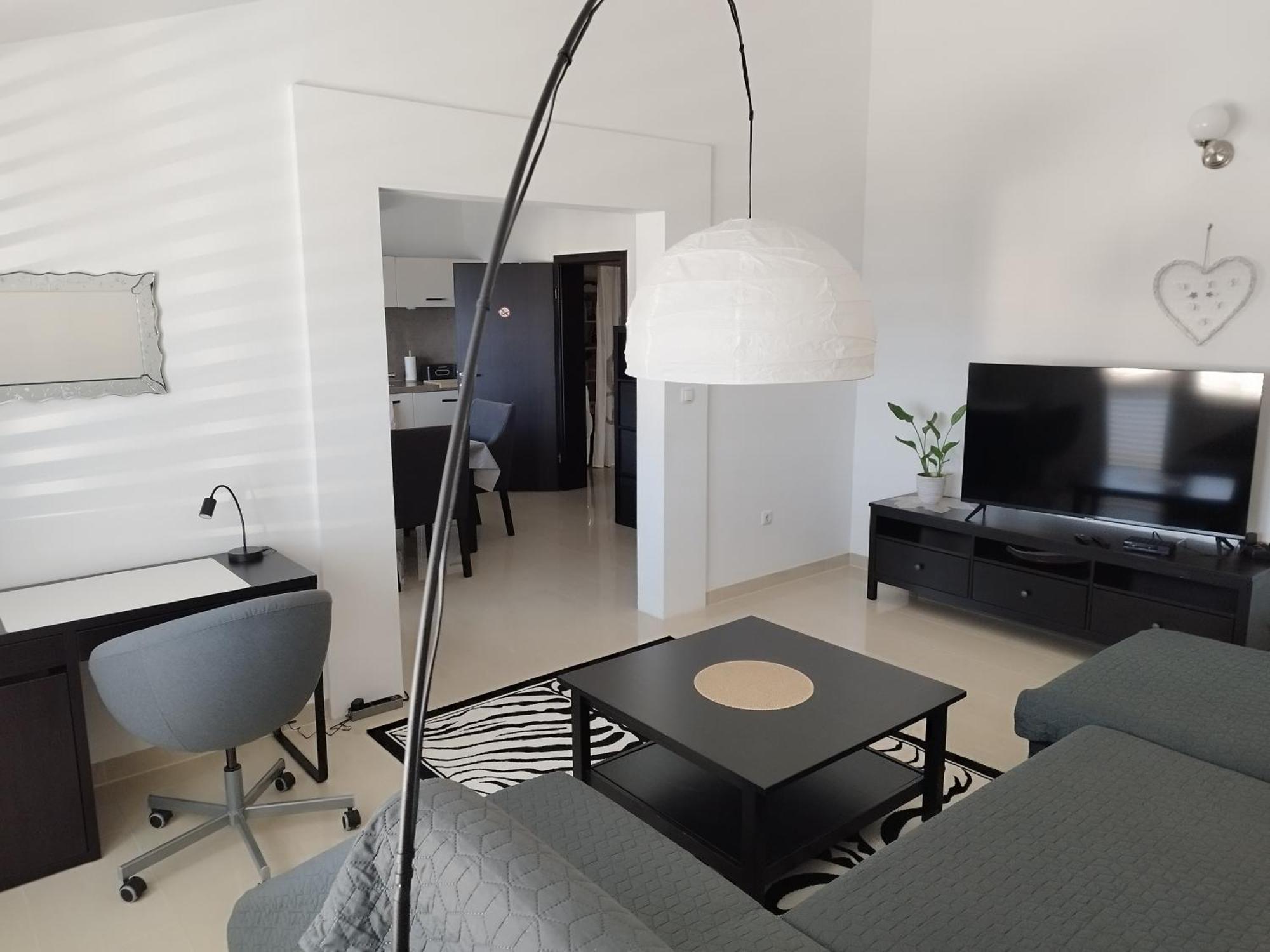 Ferienwohnung Am Sandstrand Omiš Esterno foto